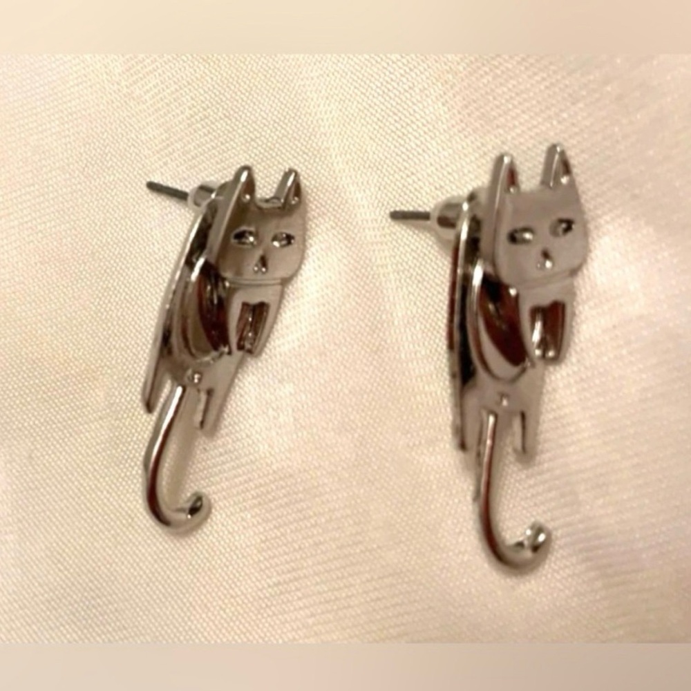 “Flat Cat” Silver Grumpy Kitten Whimsy Cartoon Full Body Curly Tail Ear Jackets - Picture 14 of 15